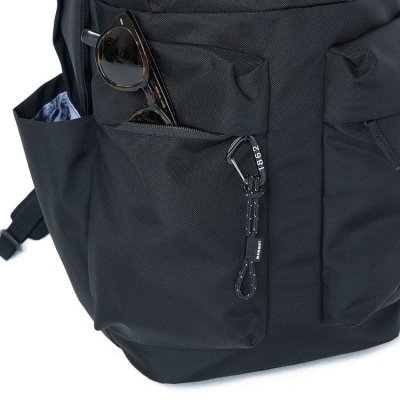 #0001 black