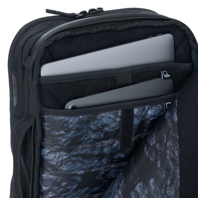#0001 black