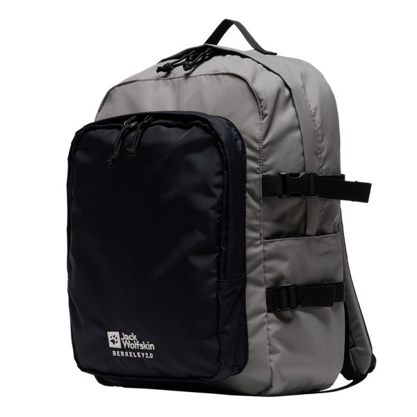 リュック　赤　レッド　jack wolfskin berkeley リュック 赤 レッド jack wolfskin berkeley - スケートボード