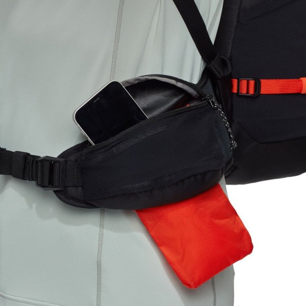 #3777 mammt red-black