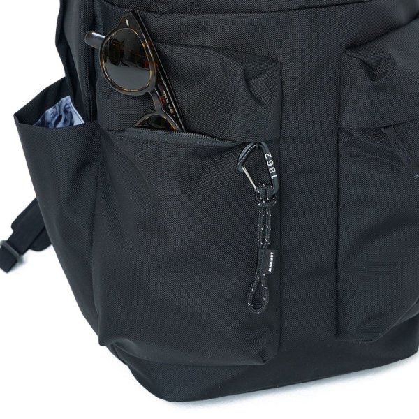 #0001 black