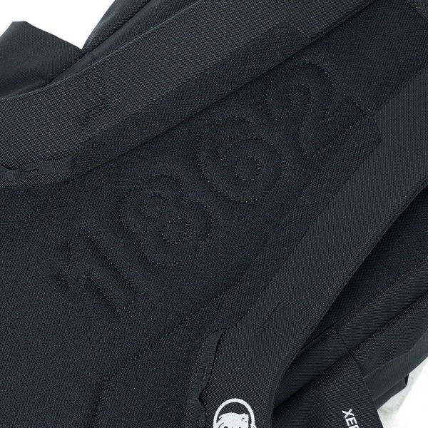 #0001 black